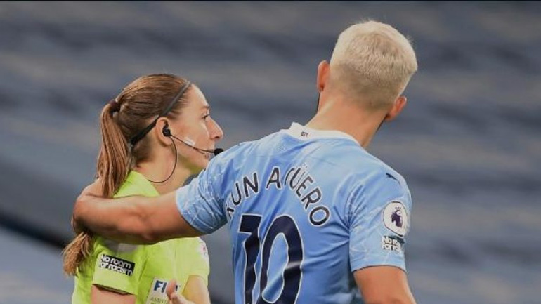 Αγγλία: Θέμα στο κοινοβούλιο η χειρονομία του Αγουέρο στη βοηθό διαιτητή